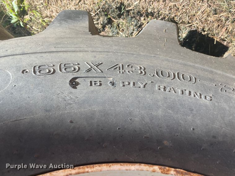 image for item IX9509 Ag-Chem Terra-Gator 1804  spreader