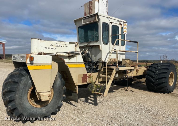 image for item IX9510 Mertz 3250  applicator cab and chassis