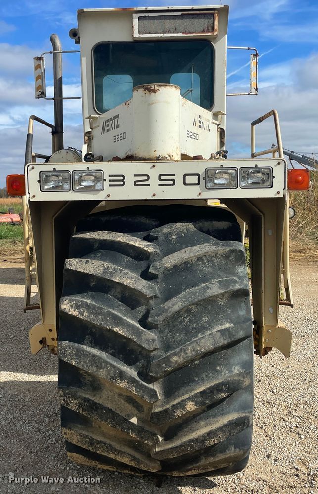 image for item IX9510 Mertz 3250  applicator cab and chassis