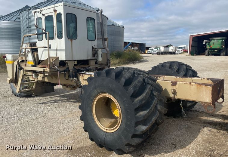 image for item IX9510 Mertz 3250  applicator cab and chassis