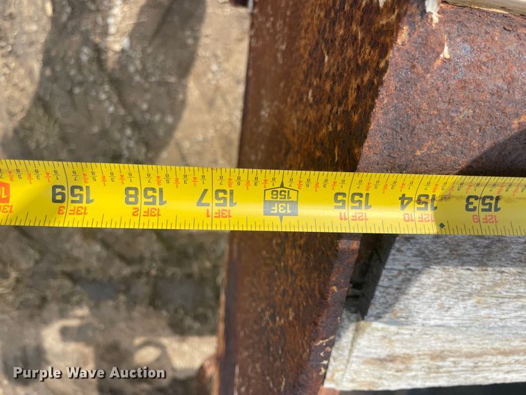 image for item IX9510 Mertz 3250  applicator cab and chassis