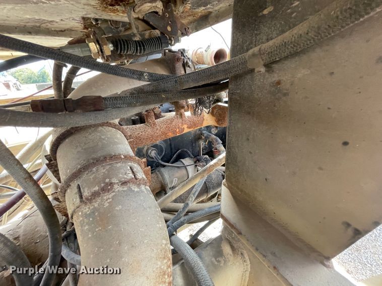 image for item IX9510 Mertz 3250  applicator cab and chassis