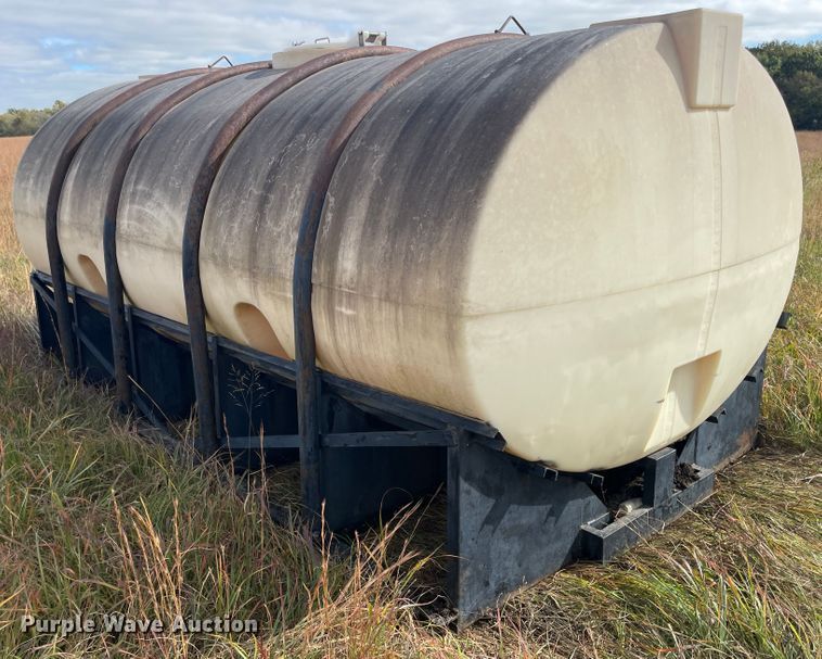 image for item IX9511 Tank