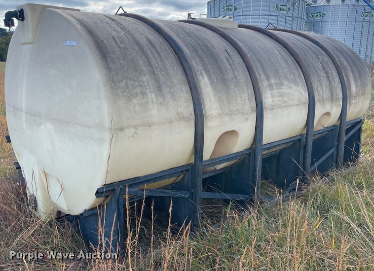 image for item IX9511 Tank