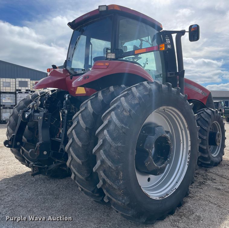 image for item IX9514 2014 Case IH Magnum 290  MFWD tractor