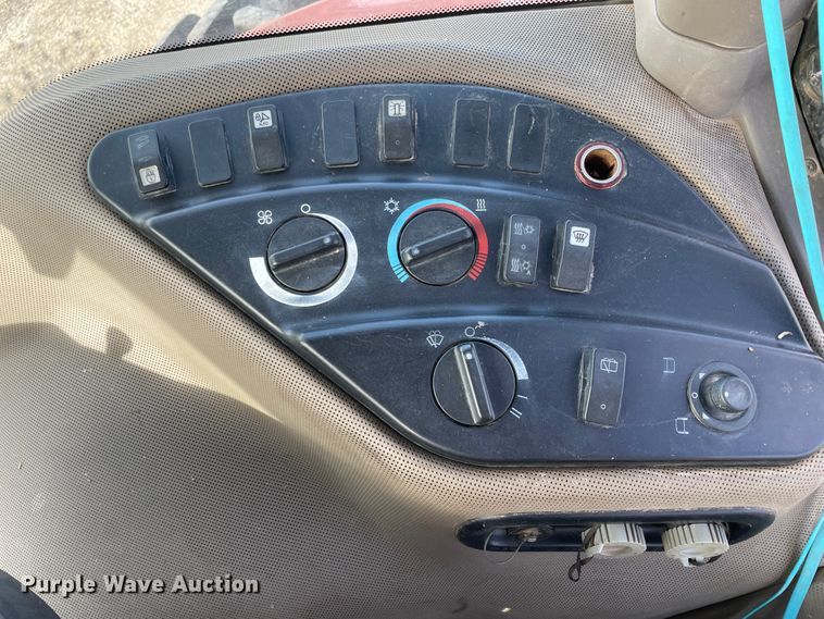 image for item IX9514 2014 Case IH Magnum 290  MFWD tractor