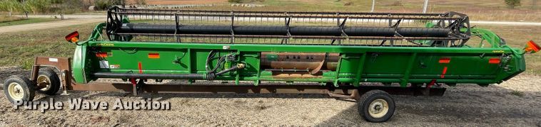 image for item IX9517 2011 John Deere 630F  flex head