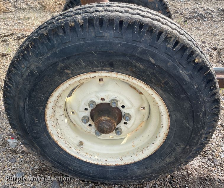 image for item IX9517 2011 John Deere 630F  flex head