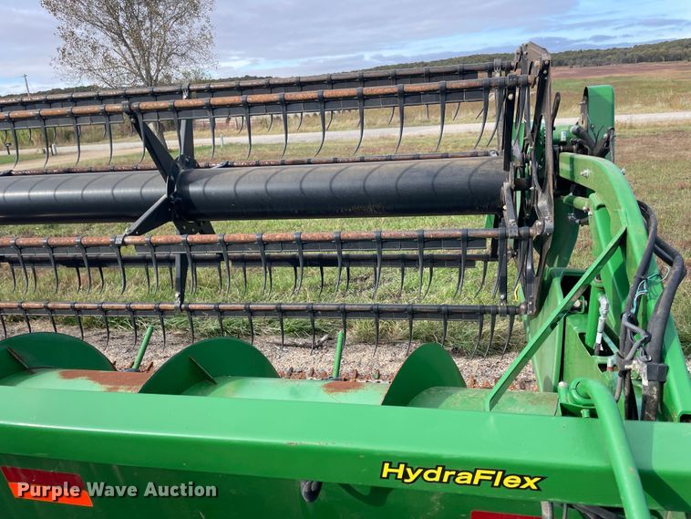 image for item IX9517 2011 John Deere 630F  flex head