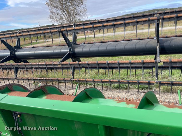 image for item IX9517 2011 John Deere 630F  flex head