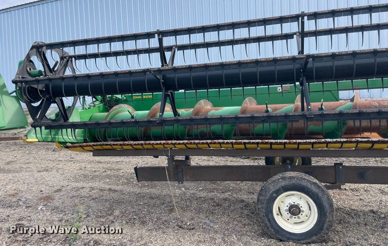 image for item IX9517 2011 John Deere 630F  flex head