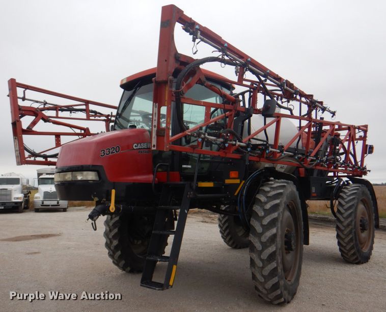 image for item JS9227 2008 Case IH Patriot SPX3320  sprayer