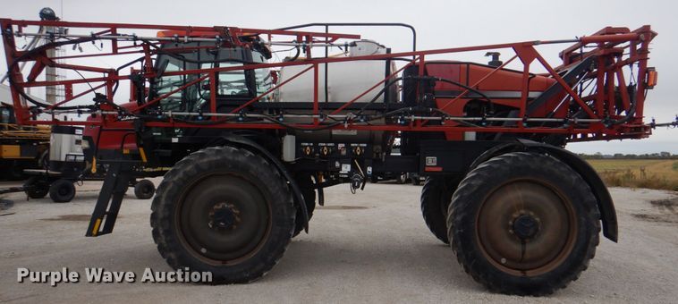 image for item JS9227 2008 Case IH Patriot SPX3320  sprayer