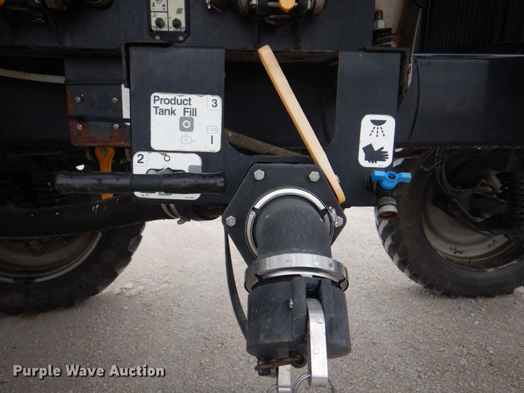 image for item JS9227 2008 Case IH Patriot SPX3320  sprayer