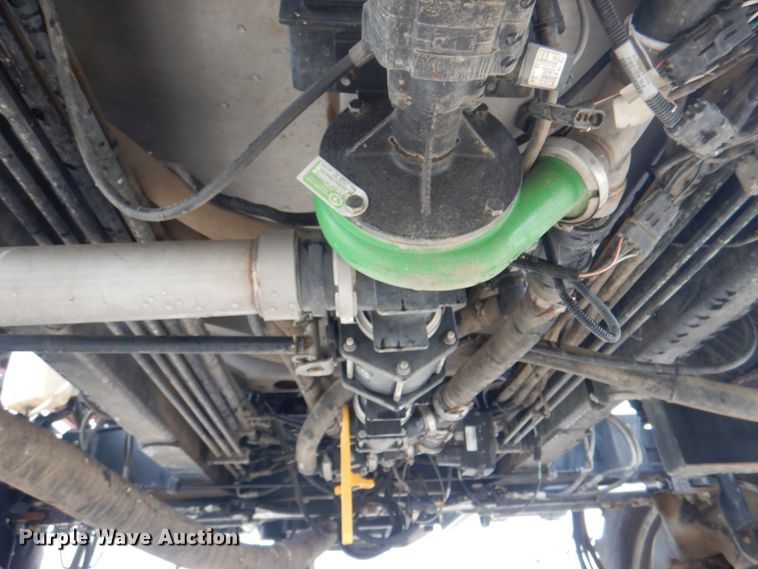 image for item JS9227 2008 Case IH Patriot SPX3320  sprayer