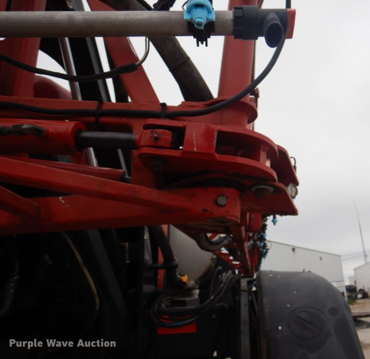 image for item JS9227 2008 Case IH Patriot SPX3320  sprayer