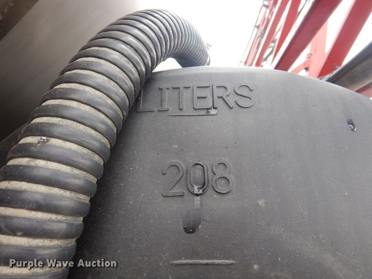 image for item JS9227 2008 Case IH Patriot SPX3320  sprayer