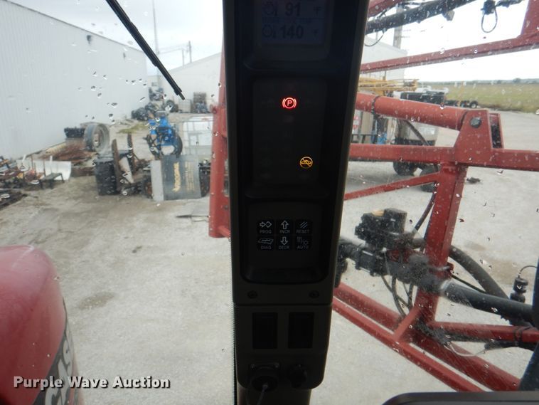 image for item JS9227 2008 Case IH Patriot SPX3320  sprayer