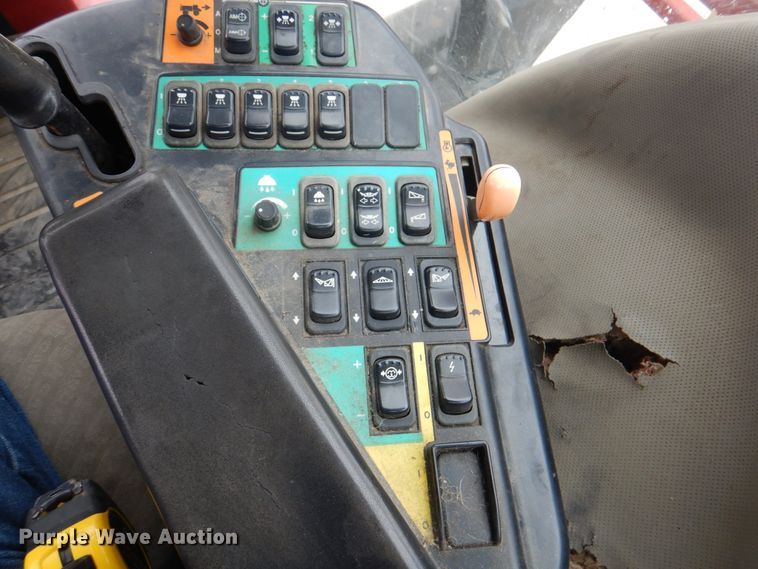 image for item JS9227 2008 Case IH Patriot SPX3320  sprayer