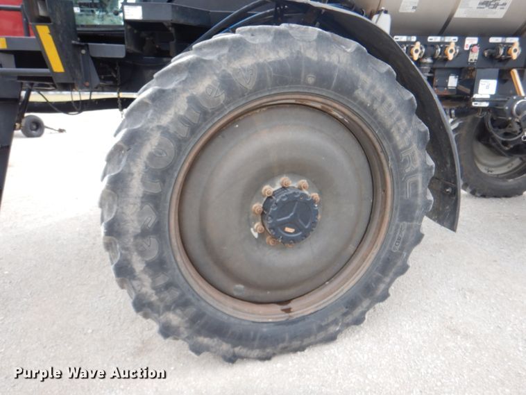 image for item JS9227 2008 Case IH Patriot SPX3320  sprayer