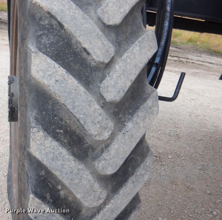 image for item JS9227 2008 Case IH Patriot SPX3320  sprayer