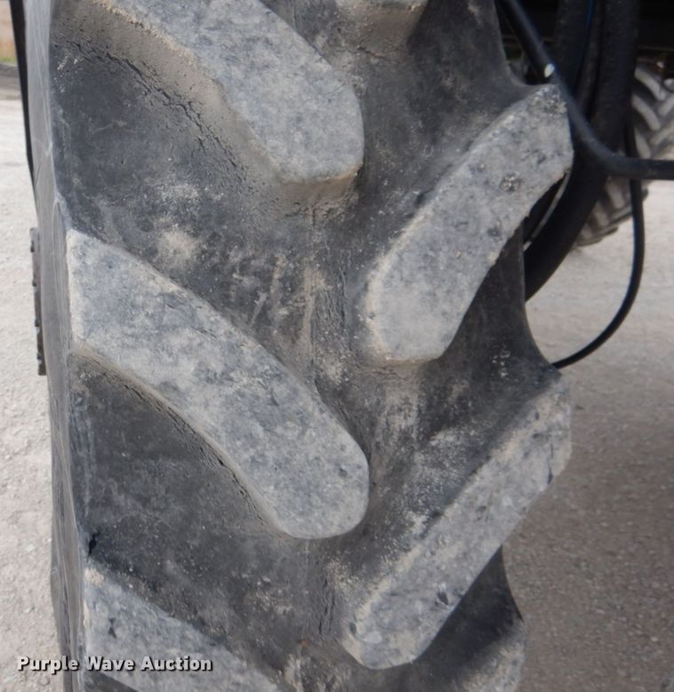 image for item JS9227 2008 Case IH Patriot SPX3320  sprayer