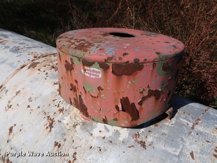 image for item JS9788 1952 BS&B S925  propane tank