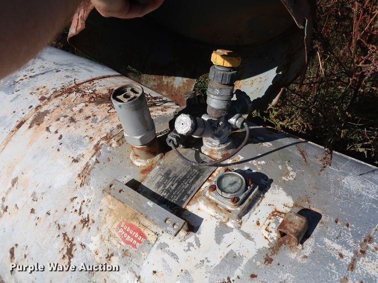 image for item JS9788 1952 BS&B S925  propane tank