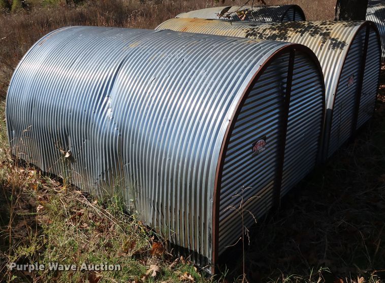 image for item JS9789 Port-A-Hut livestock shelters