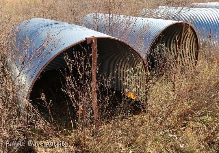 image for item JS9789 Port-A-Hut livestock shelters