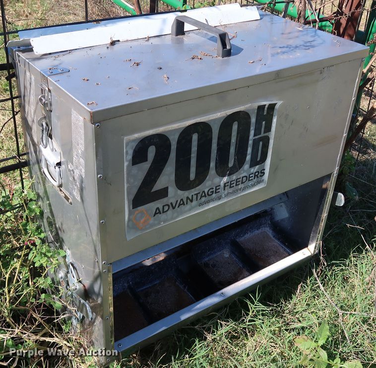 image for item JS9791 Livestock equipment