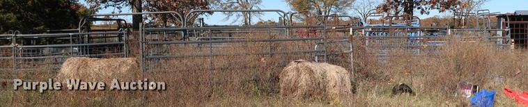 image for item JS9792 Livestock equipment