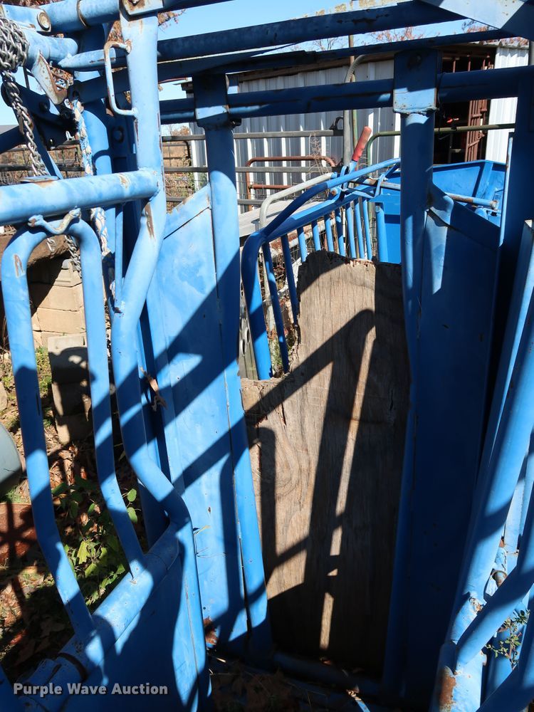 image for item JS9792 Livestock equipment