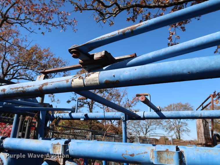 image for item JS9792 Livestock equipment