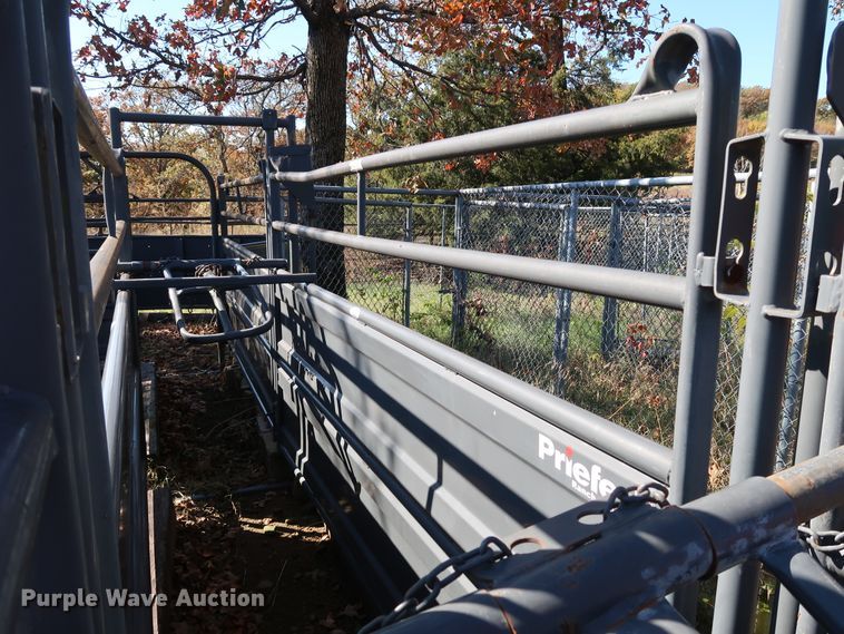 image for item JS9792 Livestock equipment
