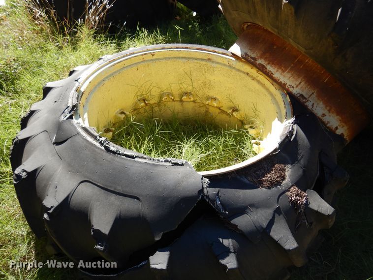 image for item JT9439 (4) tires and wheels