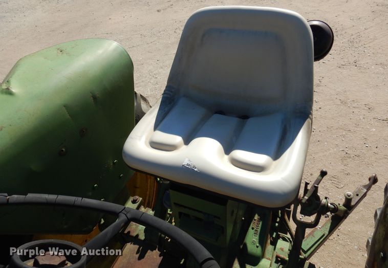 image for item JT9444 John Deere 3020  tractor