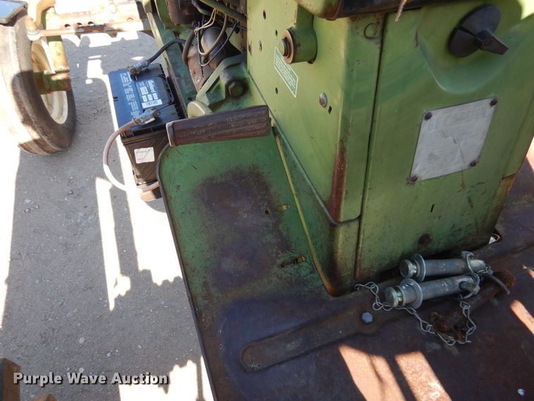 image for item JT9444 John Deere 3020  tractor