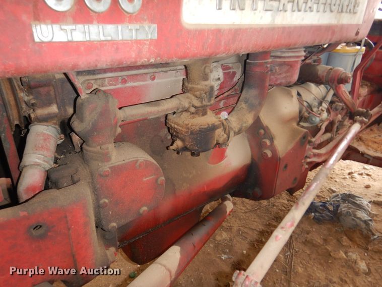 image for item JT9453 1955 International 300  tractor