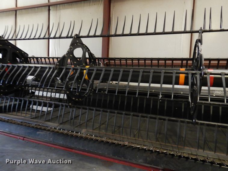 image for item JT9454 2007 Case IH 2062  flex draper head