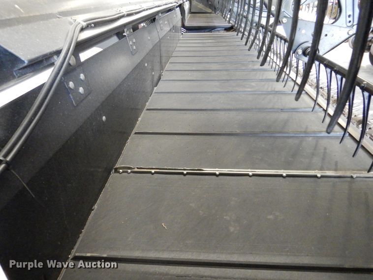 image for item JT9454 2007 Case IH 2062  flex draper head