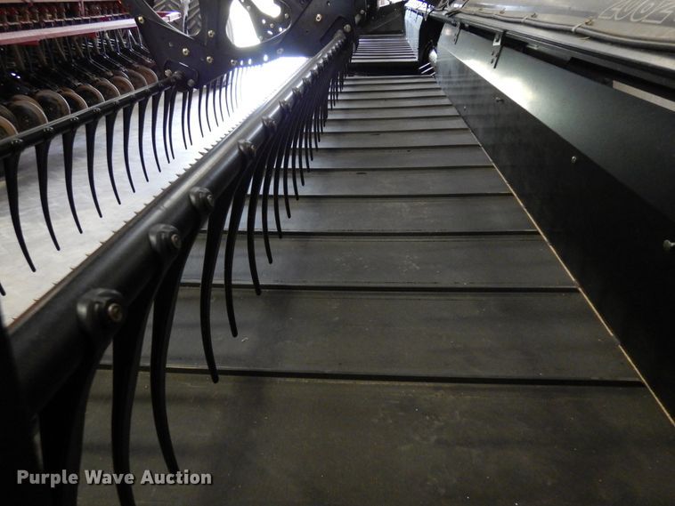 image for item JT9454 2007 Case IH 2062  flex draper head