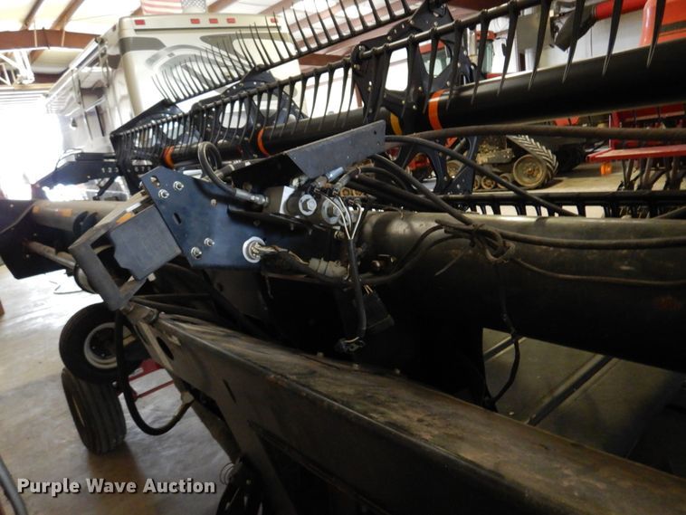 image for item JT9454 2007 Case IH 2062  flex draper head