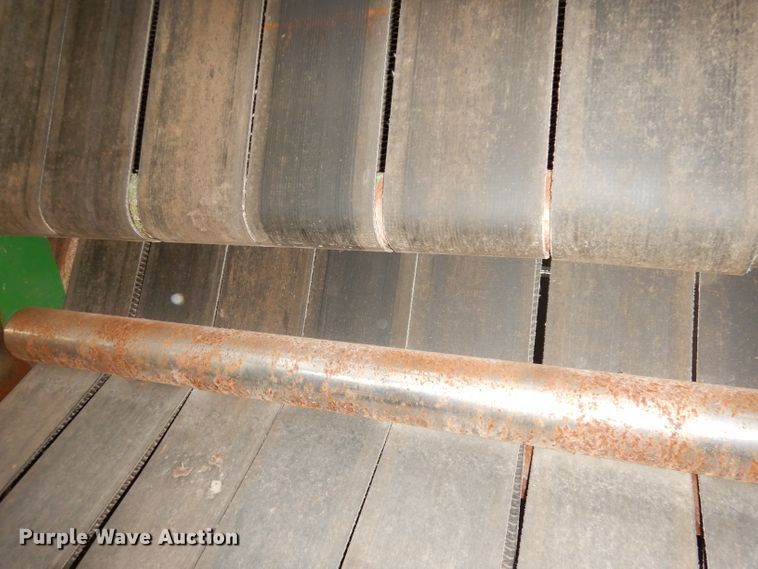 image for item KA9721 2015 John Deere 569 Premium  round baler