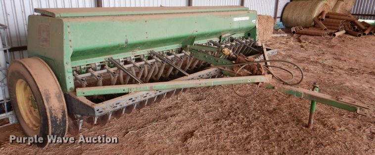 image for item KQ9628 John Deere 450  grain drill