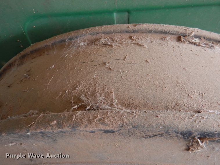 image for item KQ9628 John Deere 450  grain drill