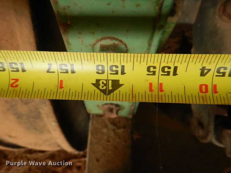 image for item KQ9628 John Deere 450  grain drill