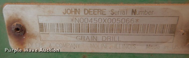 image for item KQ9628 John Deere 450  grain drill