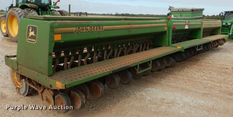 image for item KQ9631 John Deere 455  grain drill