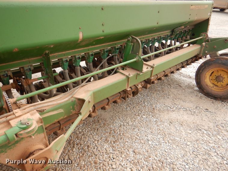 image for item KQ9631 John Deere 455  grain drill